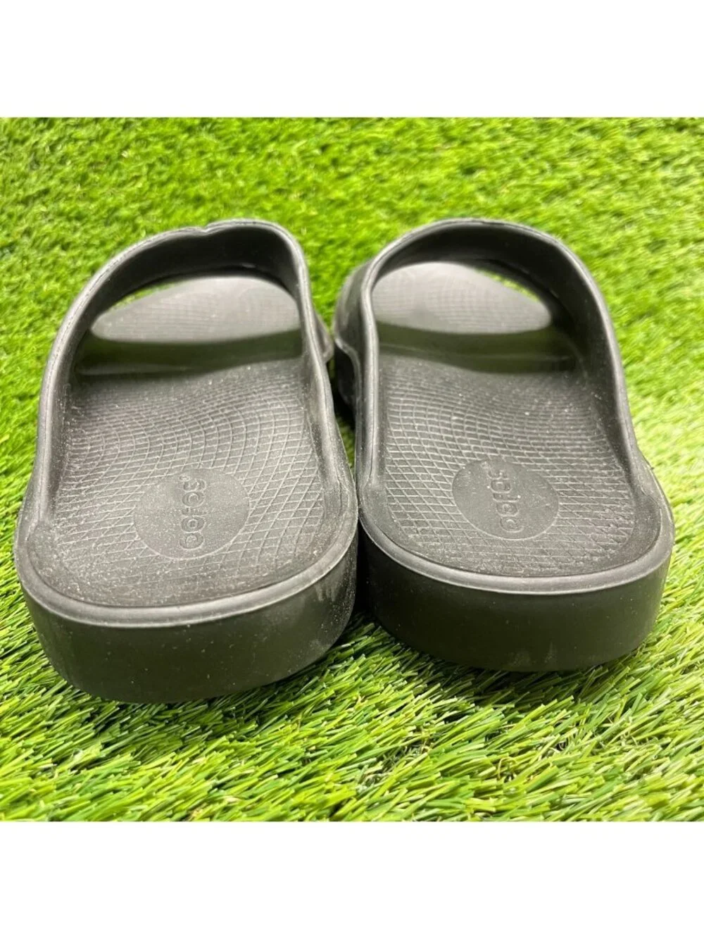Oofos OOahh Mens Size 9 All Black Beach Walking Outdoor Recovery Slide Sandals